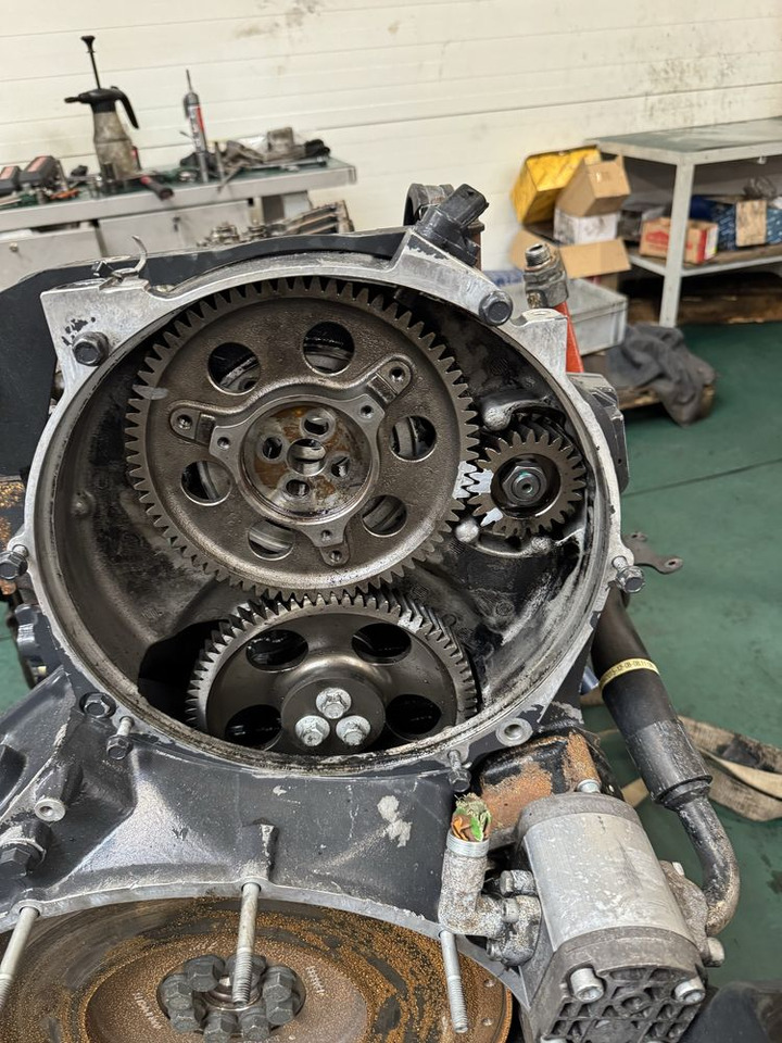 Regeneracja Naprawa Silnik Iveco 13 Cursor 11 10 9 LPG 13 10 08 CNH - Kit de reparación de motores para Camión: foto 3 Regeneracja Naprawa Silnik Iveco 13 Cursor 11 10 9 LPG 13 10 08 CNH - Kit de reparación de motores para Camión: foto 3