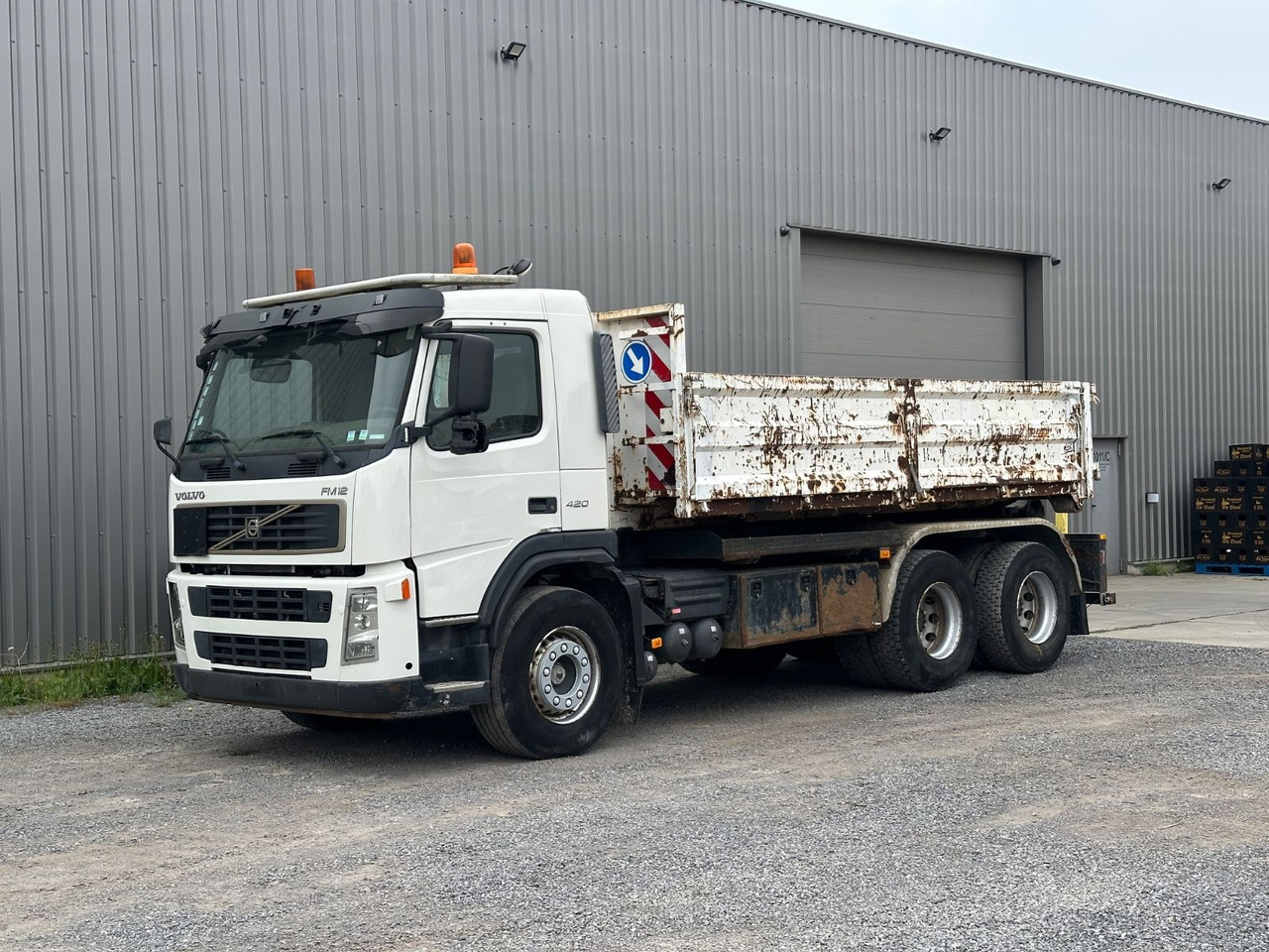 Volvo FM 420 - Multibasculante camión: foto 5 Volvo FM 420 - Multibasculante camión: foto 5