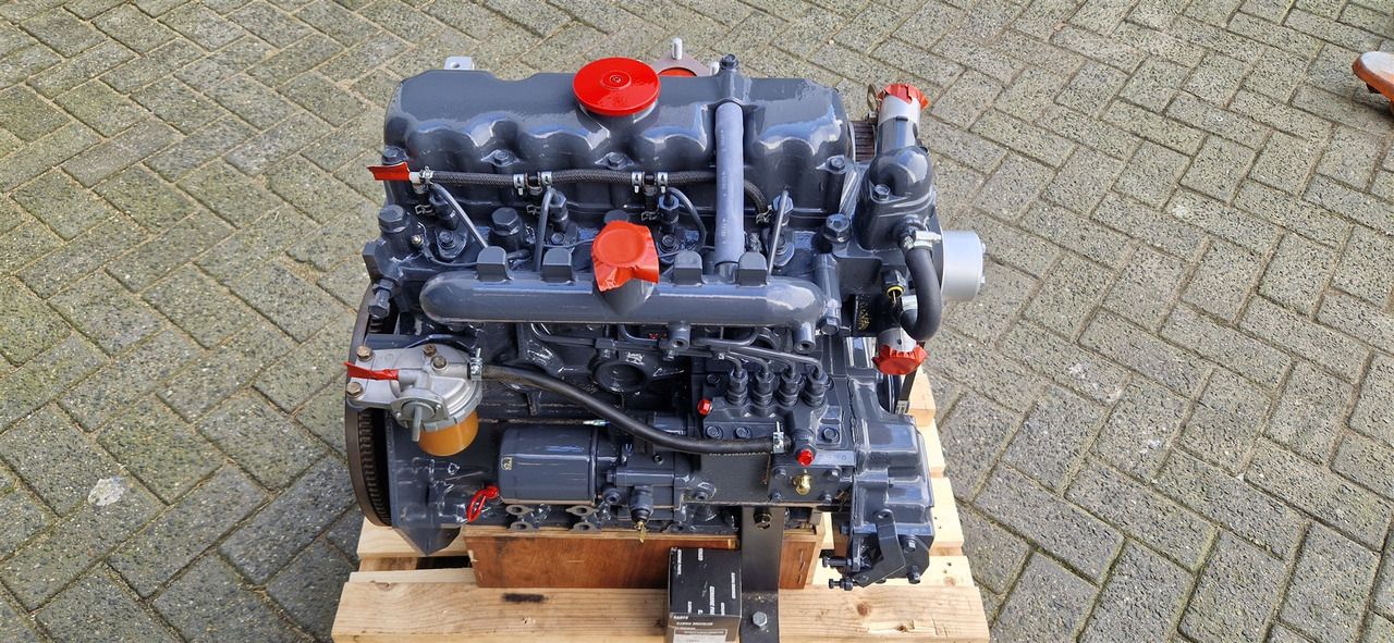 Mitsubishi RECON K4M industrieel 31.3kw @ 3000 rpm - Motor: foto 1 Mitsubishi RECON K4M industrieel 31.3kw @ 3000 rpm - Motor: foto 1