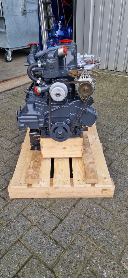 Mitsubishi RECON K4M industrieel 31.3kw @ 3000 rpm - Motor: foto 2 Mitsubishi RECON K4M industrieel 31.3kw @ 3000 rpm - Motor: foto 2