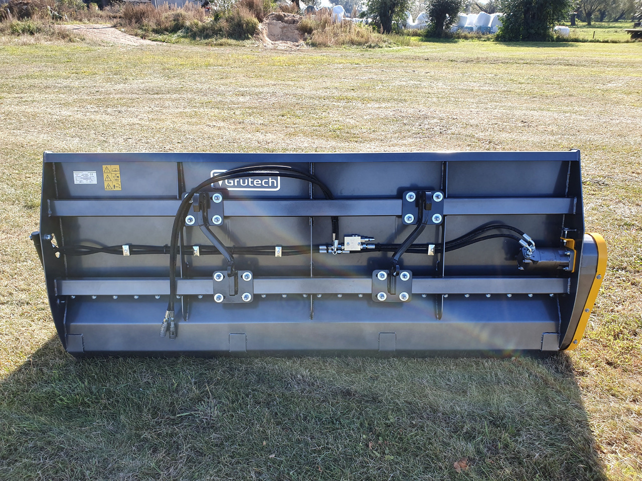 Cazo cargador para Maquinaria agrícola nuevo Grutech Futterverteiler / Bucket with screw / Godet avec vis / Cazo con sinfín /  Benna con coclea / Ковш со шнеком / Łyżka ze ślimakiem 1,6 m: foto 6