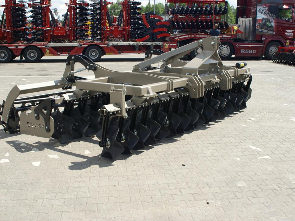 ROLEX Scheibenegge / Cross-Cutter harrow / Dechaumeur cross-cutter / Cross Cutter erpice / Борона с поперечным катком жёсткий/ Brona cross cutter sztywna 4 m - Rastras: foto 5 ROLEX Scheibenegge / Cross-Cutter harrow / Dechaumeur cross-cutter / Cross Cutter erpice / Борона с поперечным катком жёсткий/ Brona cross cutter sztywna 4 m - Rastras: foto 5