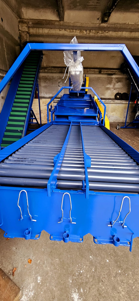 ROLMET Kartoffelsortierer / Potato sorting machine / Trieuse de pomme de terre / Selezionatrice per patate / Clasificador de patatas / Картофелесортировочная машина / Sortownik do ziemniaków M614/2 - Maquinaria para patatas: foto 4 ROLMET Kartoffelsortierer / Potato sorting machine / Trieuse de pomme de terre / Selezionatrice per patate / Clasificador de patatas / Картофелесортировочная машина / Sortownik do ziemniaków M614/2 - Maquinaria para patatas: foto 4