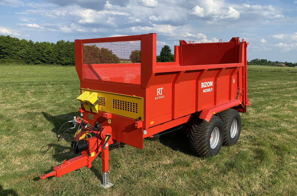 Roltrans Miststreuer / Manure spreader / Epandeur à fumier / Spandiletame / Разбрасыватель органических удобрений / Rozrzutnik obornika N250S/5 10 t - Esparcidor de estiércol: foto 1 Roltrans Miststreuer / Manure spreader / Epandeur à fumier / Spandiletame / Разбрасыватель органических удобрений / Rozrzutnik obornika N250S/5 10 t - Esparcidor de estiércol: foto 1
