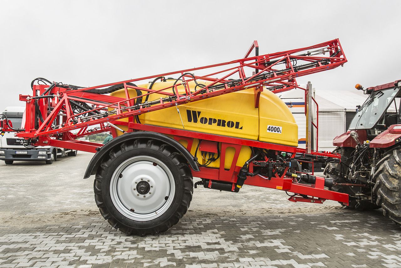 WOPROL Feldspritze / Sprayer / Pulvérisateur / Pulverizador / Irroratrice / Опрыскиватель / Opryskiwacz 4000 l 21 m - Pulverizador arrastrado: foto 1 WOPROL Feldspritze / Sprayer / Pulvérisateur / Pulverizador / Irroratrice / Опрыскиватель / Opryskiwacz 4000 l 21 m - Pulverizador arrastrado: foto 1