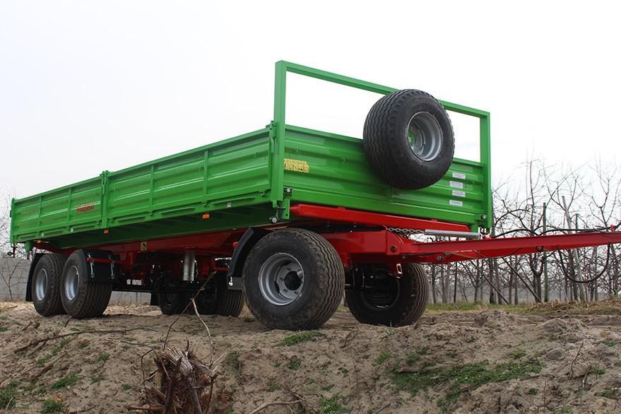 Wodziński Transportplattform für Obstbau / Orchard platform / Plateau de verger / Plataforma frutícola / Platforma sadownicza 10 t - Remolque plataforma agrícola: foto 1 Wodziński Transportplattform für Obstbau / Orchard platform / Plateau de verger / Plataforma frutícola / Platforma sadownicza 10 t - Remolque plataforma agrícola: foto 1