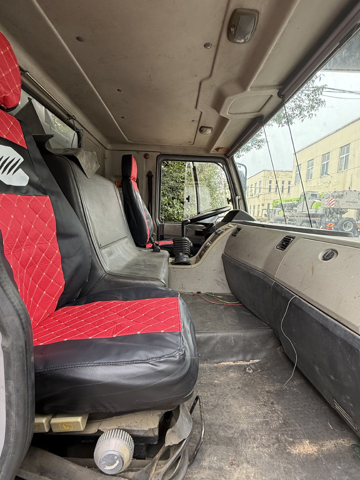 ZOOMLION ZTC700V - Autogrúa: foto 5 ZOOMLION ZTC700V - Autogrúa: foto 5