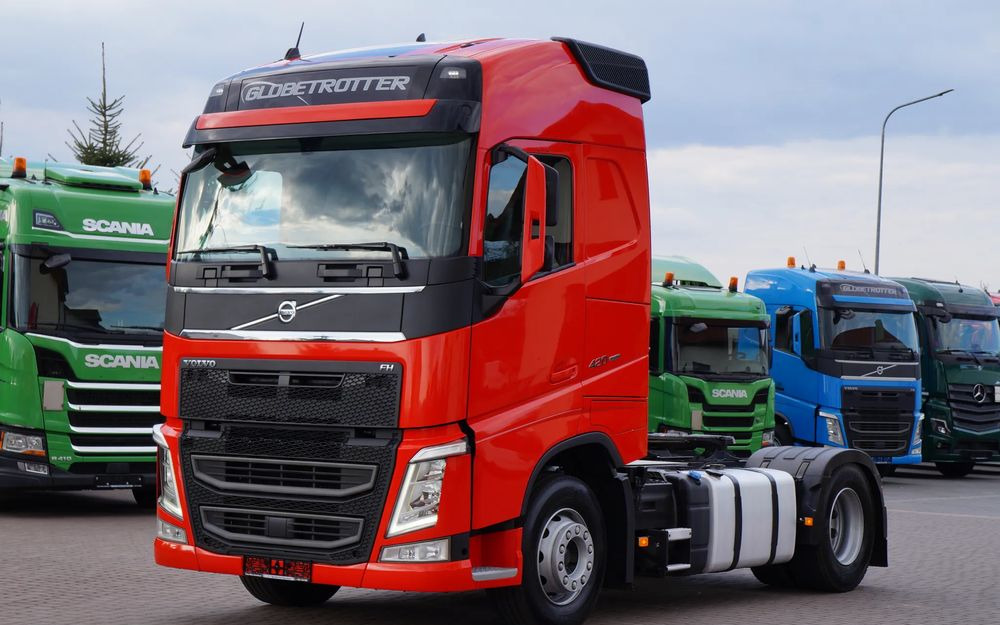 Volvo FH 4 EURO 6 GLOBETROTTER NISKI PRZEBIEG PEŁEN SERWIS - Cabeza tractora: foto 1 Volvo FH 4 EURO 6 GLOBETROTTER NISKI PRZEBIEG PEŁEN SERWIS - Cabeza tractora: foto 1