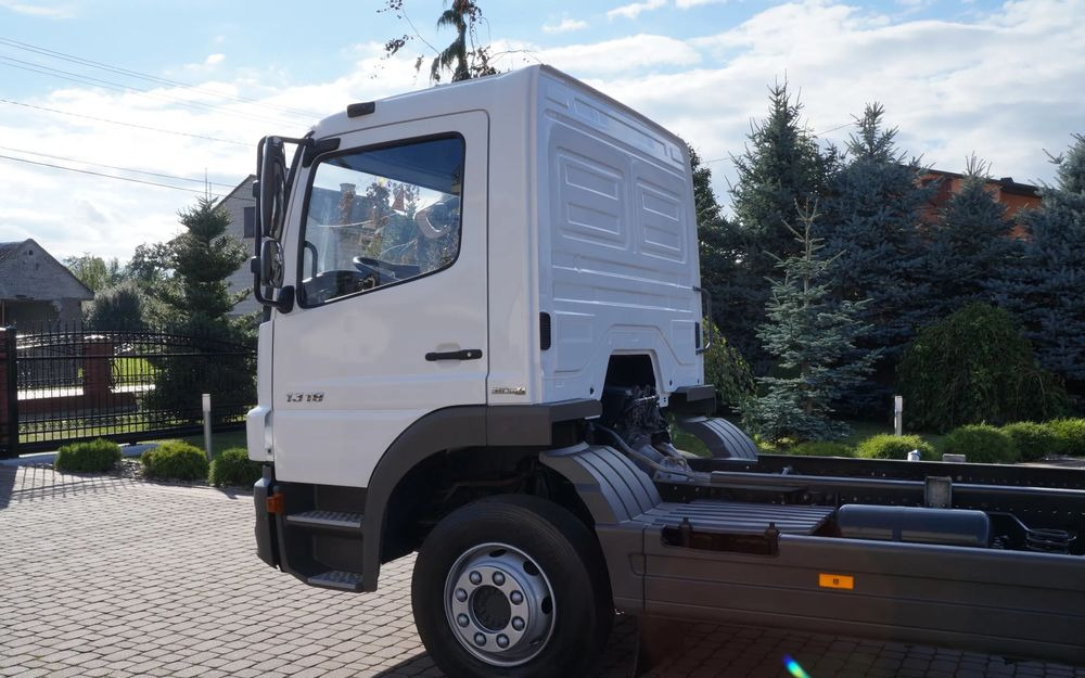 Mercedes-Benz ATEGO 1318 EURO 5 RAMA DO ZABUDOWY MANUAL 1322 - Chasis camión: foto 4 Mercedes-Benz ATEGO 1318 EURO 5 RAMA DO ZABUDOWY MANUAL 1322 - Chasis camión: foto 4
