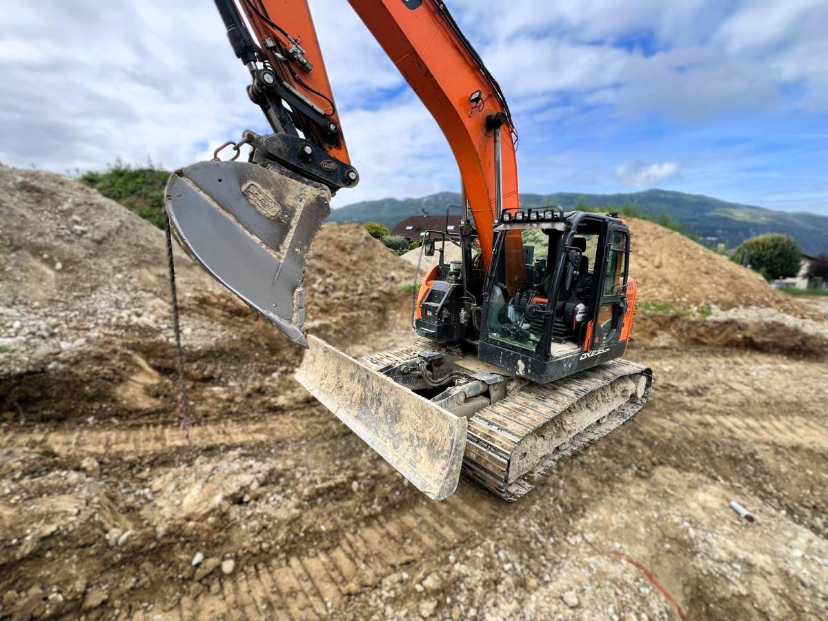 Doosan DX235 LCR-5 PELLE A CHENILLES 26T - Excavadora de cadenas: foto 3 Doosan DX235 LCR-5 PELLE A CHENILLES 26T - Excavadora de cadenas: foto 3