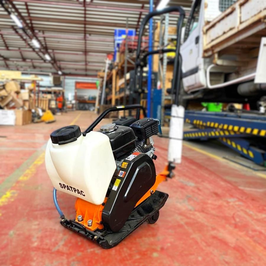 Spatmat Plaque vibrante 65Kg SPATMAT MS65 - Plancha reversible: foto 2 Spatmat Plaque vibrante 65Kg SPATMAT MS65 - Plancha reversible: foto 2