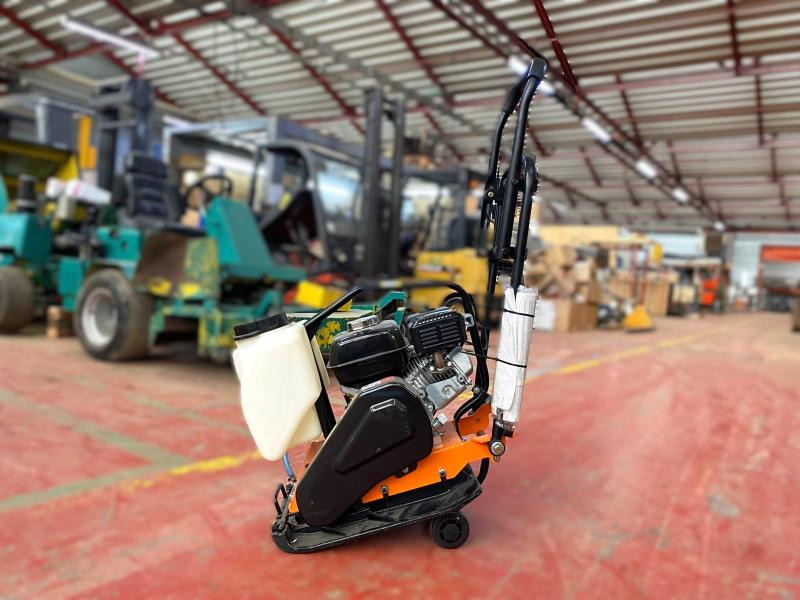 Spatmat Plaque vibrante 65Kg SPATMAT MS65 - Plancha reversible: foto 3 Spatmat Plaque vibrante 65Kg SPATMAT MS65 - Plancha reversible: foto 3