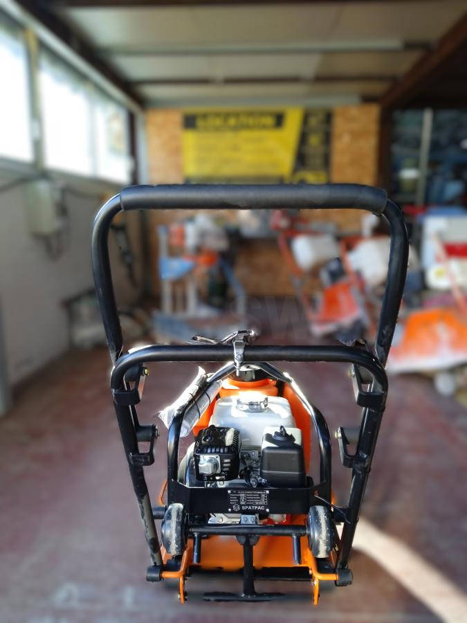 Spatmat Plaque vibrante 90Kg SPATMAT MS90 - Plancha reversible: foto 5 Spatmat Plaque vibrante 90Kg SPATMAT MS90 - Plancha reversible: foto 5