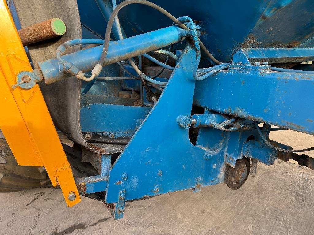Tractor Ford 8210 Self Propelled Gravel Cart: foto 20