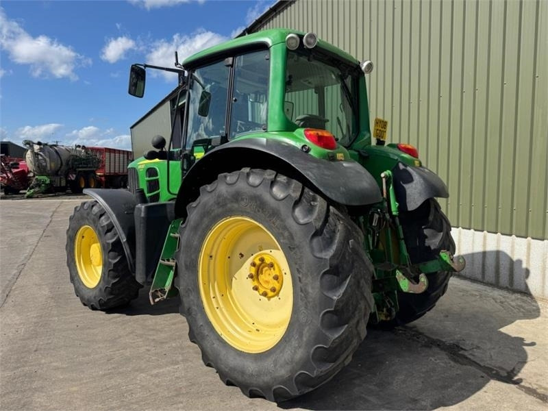 John Deere 6930 Premium - Tractor: foto 2 John Deere 6930 Premium - Tractor: foto 2