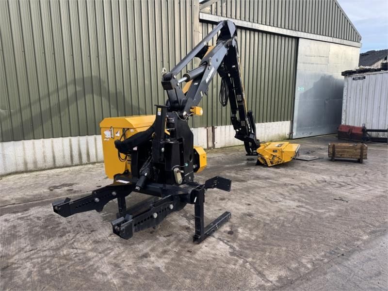 McConnel 8085 Power Arm Tele VFR Hedge Cutter - Maquinaria forestal: foto 1 McConnel 8085 Power Arm Tele VFR Hedge Cutter - Maquinaria forestal: foto 1