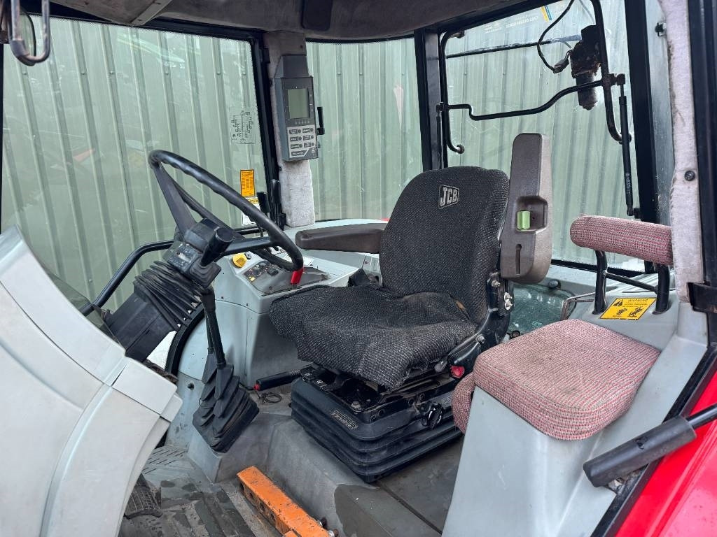 Massey Ferguson 8130 - Tractor: foto 4 Massey Ferguson 8130 - Tractor: foto 4