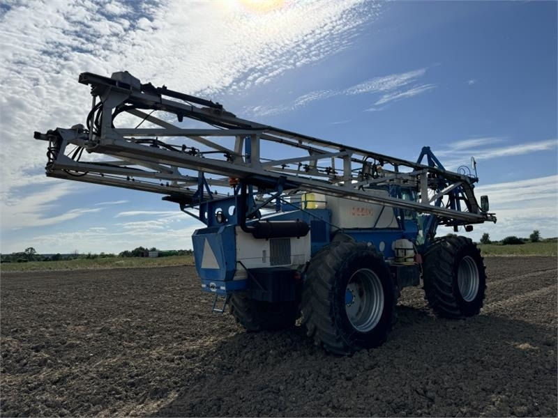 Matrot M44D 36m Self Propelled Sprayer - Pulverizador suspendido: foto 4 Matrot M44D 36m Self Propelled Sprayer - Pulverizador suspendido: foto 4
