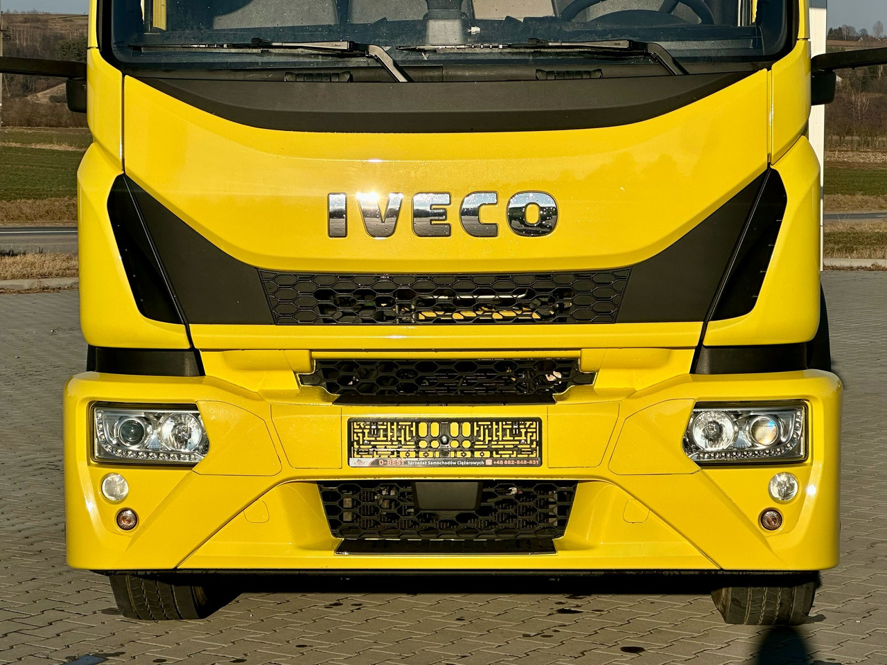 Frigorífico camión IVECO EUROCARGO 160-280 / CHŁODNIA / 6.1 M DŁUGOŚCI / 15 EUROPALET / AUTOMAT / SYPIALKA / NISKI PRZEBIEG / 16 TON DMC / CARRIER SPALINOWO - ELEKTRYCZNY / 2018 ROK: foto 14