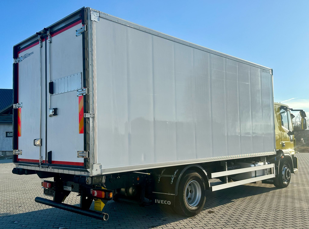 IVECO EUROCARGO 160-280 / CHŁODNIA / 6.1 M DŁUGOŚCI / 15 EUROPALET / AUTOMAT / SYPIALKA / NISKI PRZEBIEG / 16 TON DMC / CARRIER SPALINOWO - ELEKTRYCZNY / 2018 ROK - Frigorífico camión: foto 5 IVECO EUROCARGO 160-280 / CHŁODNIA / 6.1 M DŁUGOŚCI / 15 EUROPALET / AUTOMAT / SYPIALKA / NISKI PRZEBIEG / 16 TON DMC / CARRIER SPALINOWO - ELEKTRYCZNY / 2018 ROK - Frigorífico camión: foto 5