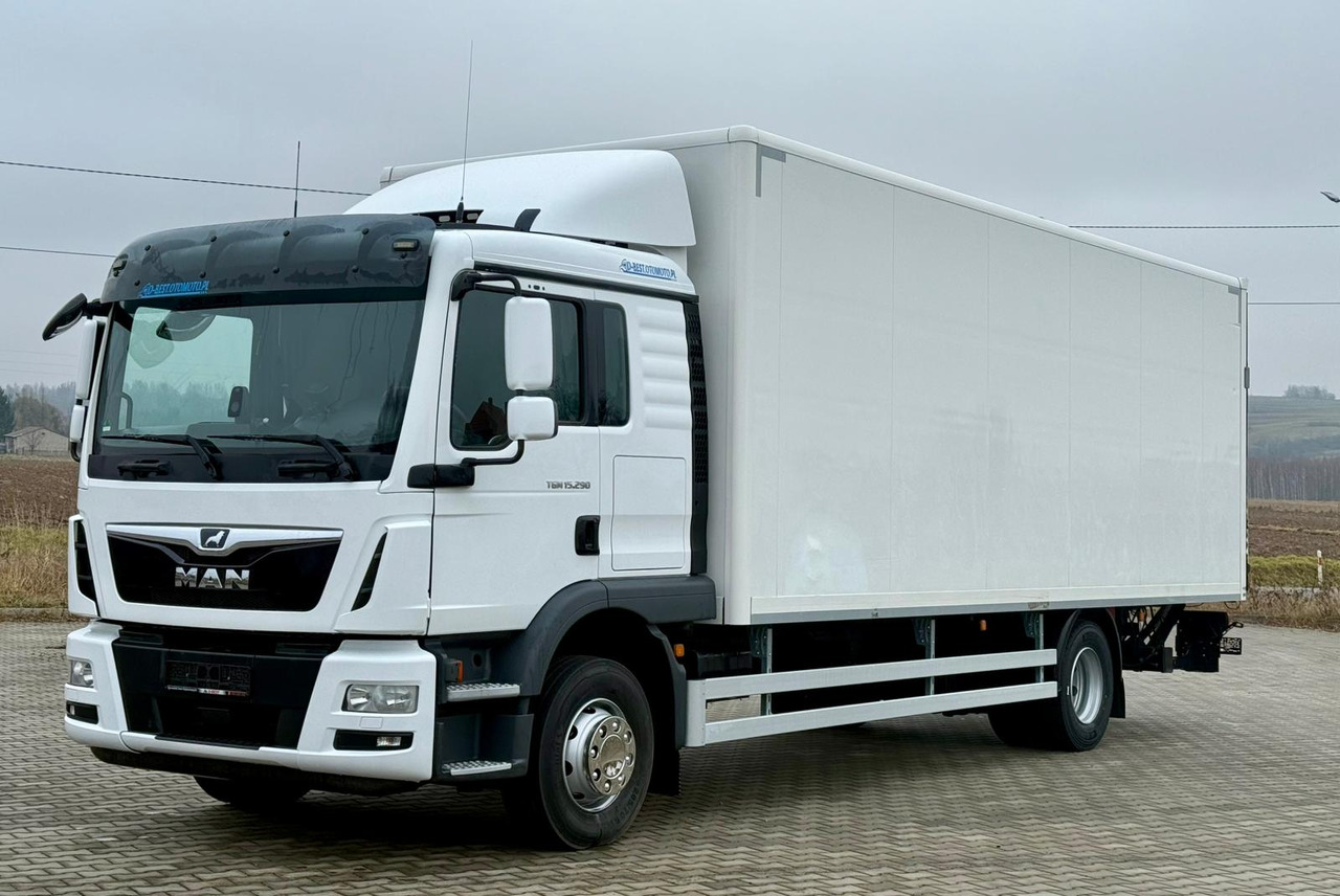 MAN TGM 15.290 / IZOTERMA / WINDA / 18 PALET / AUTOMAT / SYPIALKA / - Isotérmico camión: foto 2 MAN TGM 15.290 / IZOTERMA / WINDA / 18 PALET / AUTOMAT / SYPIALKA / - Isotérmico camión: foto 2