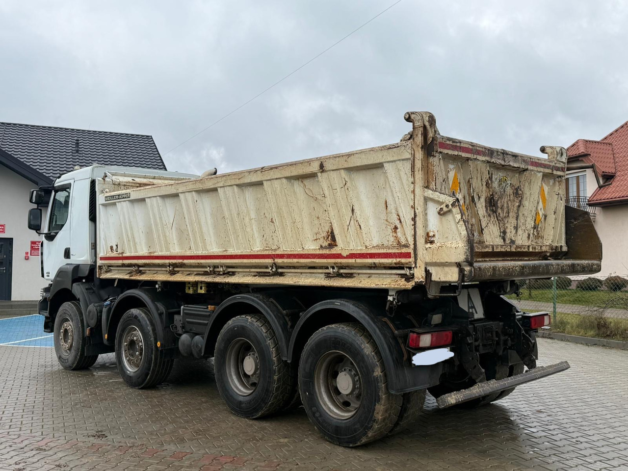 RENAULT KERAX 450 DXI / WYWROTKA / 8X4 / 3 STRONNA / MEILLER / EURO 5 - Volquete camión: foto 5 RENAULT KERAX 450 DXI / WYWROTKA / 8X4 / 3 STRONNA / MEILLER / EURO 5 - Volquete camión: foto 5
