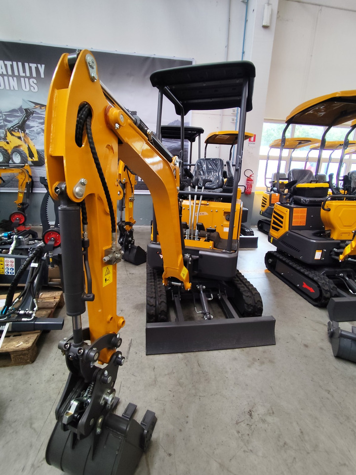 KUBOTA Diesel Mini excavator 1.6 Ton - Müller Machinery MB 16 - SH - Miniexcavadora: foto 2 KUBOTA Diesel Mini excavator 1.6 Ton - Müller Machinery MB 16 - SH - Miniexcavadora: foto 2