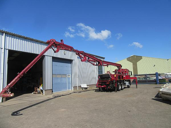 2017 SCHWING S24 X / MB AROCS - Bomba de hormigón: foto 5 2017 SCHWING S24 X / MB AROCS - Bomba de hormigón: foto 5