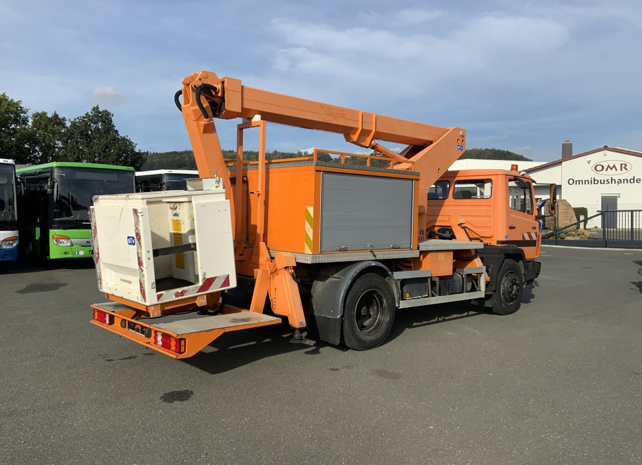 Mercedes-Benz 1117 - Camión con plataforma elevadora: foto 3 Mercedes-Benz 1117 - Camión con plataforma elevadora: foto 3