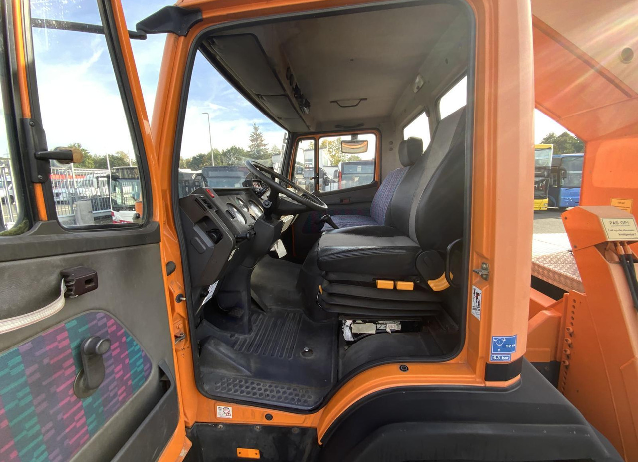 Camión con plataforma elevadora Mercedes-Benz 1117: foto 9