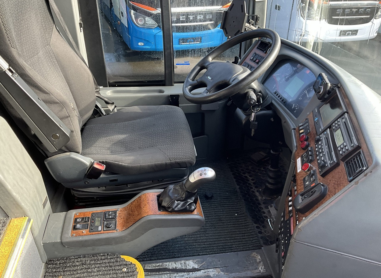 Foto del interior 1: Leasing financiero de Vanhool T 916 Astron leasing Vanhool T 916 Astron Foto del interior 1: Leasing financiero de Vanhool T 916 Astron leasing Vanhool T 916 Astron