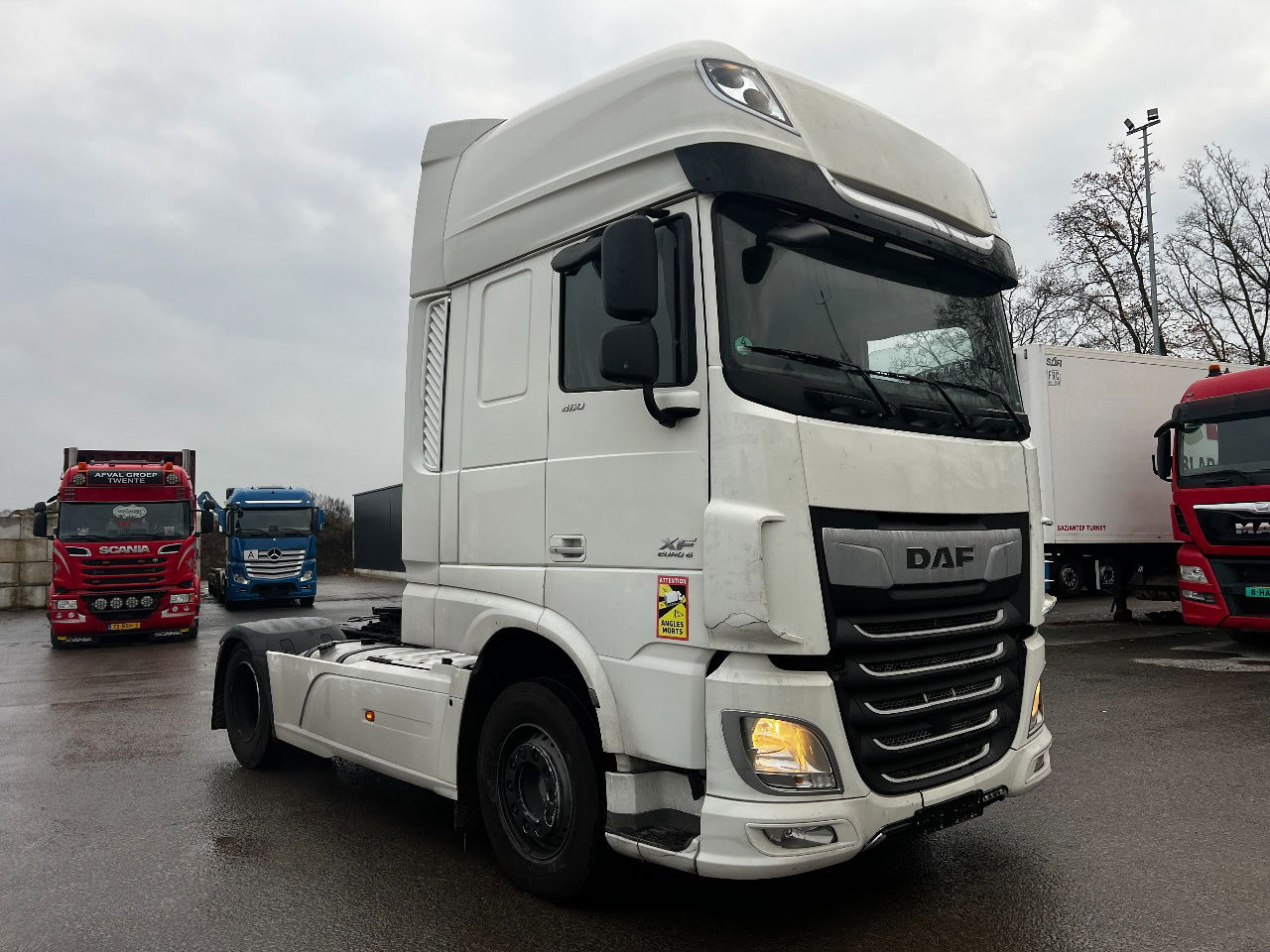DAF XF 460 SSC, Retarder, Full spoiler - Cabeza tractora: foto 2 DAF XF 460 SSC, Retarder, Full spoiler - Cabeza tractora: foto 2