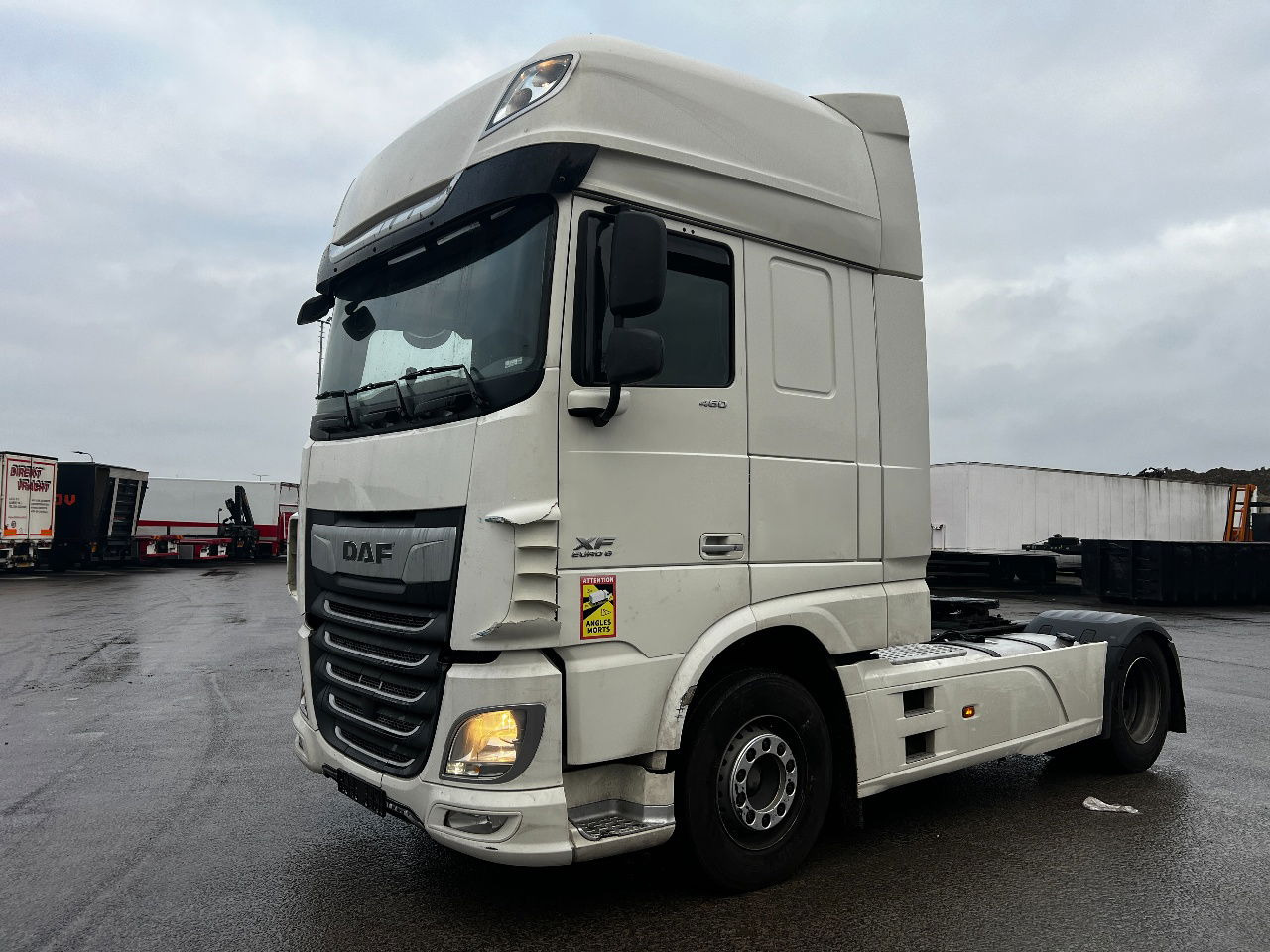 DAF XF 460 SSC, Retarder, Full spoiler - Cabeza tractora: foto 1 DAF XF 460 SSC, Retarder, Full spoiler - Cabeza tractora: foto 1