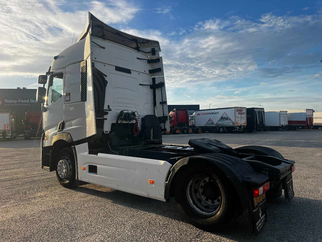Renault T380 EUro 6, Full spoilers - Cabeza tractora: foto 4 Renault T380 EUro 6, Full spoilers - Cabeza tractora: foto 4