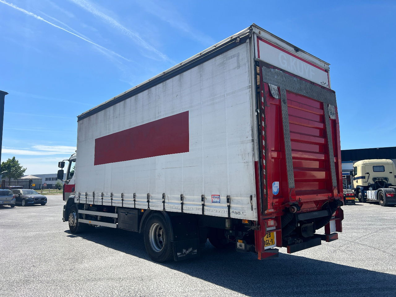 Renault D Wide 330, 19Ton, New tacho - Camión lona: foto 4 Renault D Wide 330, 19Ton, New tacho - Camión lona: foto 4