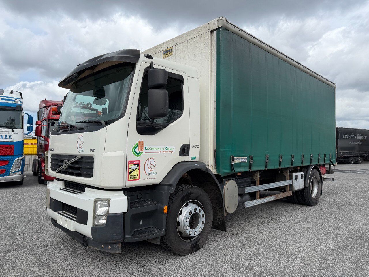 Volvo FE 300 Klima, Euro 5, Manual - Camión lona: foto 1 Volvo FE 300 Klima, Euro 5, Manual - Camión lona: foto 1