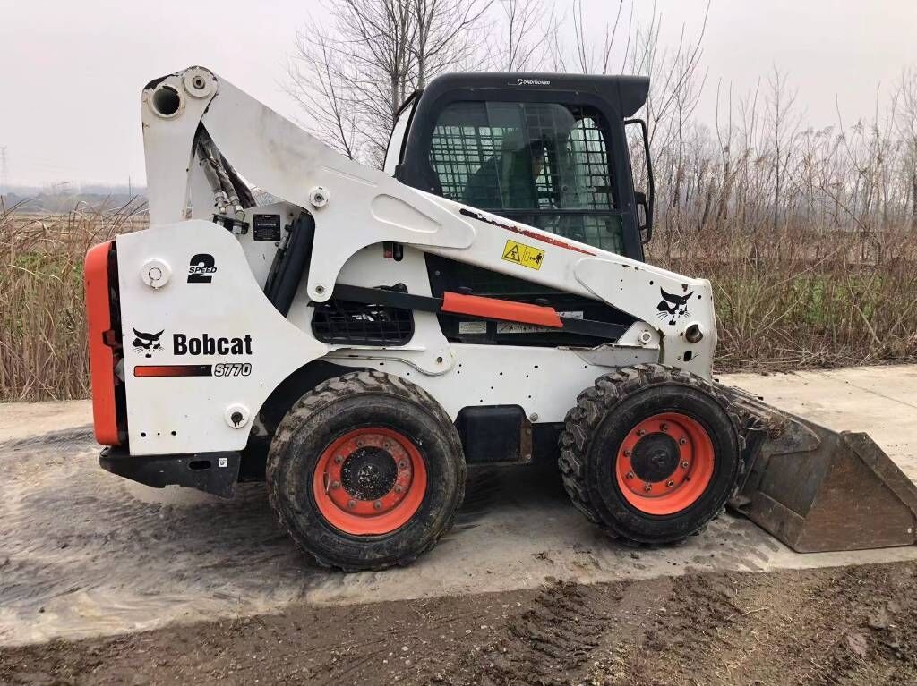 Bobcat T 770 China Biggest supplier - Minicargadora: foto 1 Bobcat T 770 China Biggest supplier - Minicargadora: foto 1