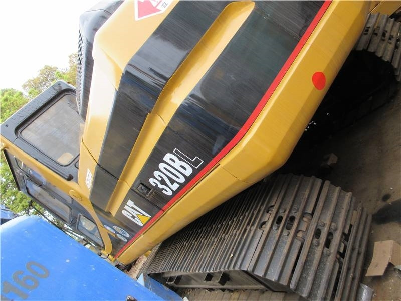 CAT 320 B L - Excavadora de cadenas: foto 2 CAT 320 B L - Excavadora de cadenas: foto 2