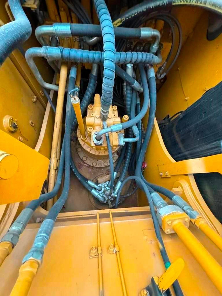 CAT 320 D-C7.1 enging - Excavadora de cadenas: foto 4 CAT 320 D-C7.1 enging - Excavadora de cadenas: foto 4