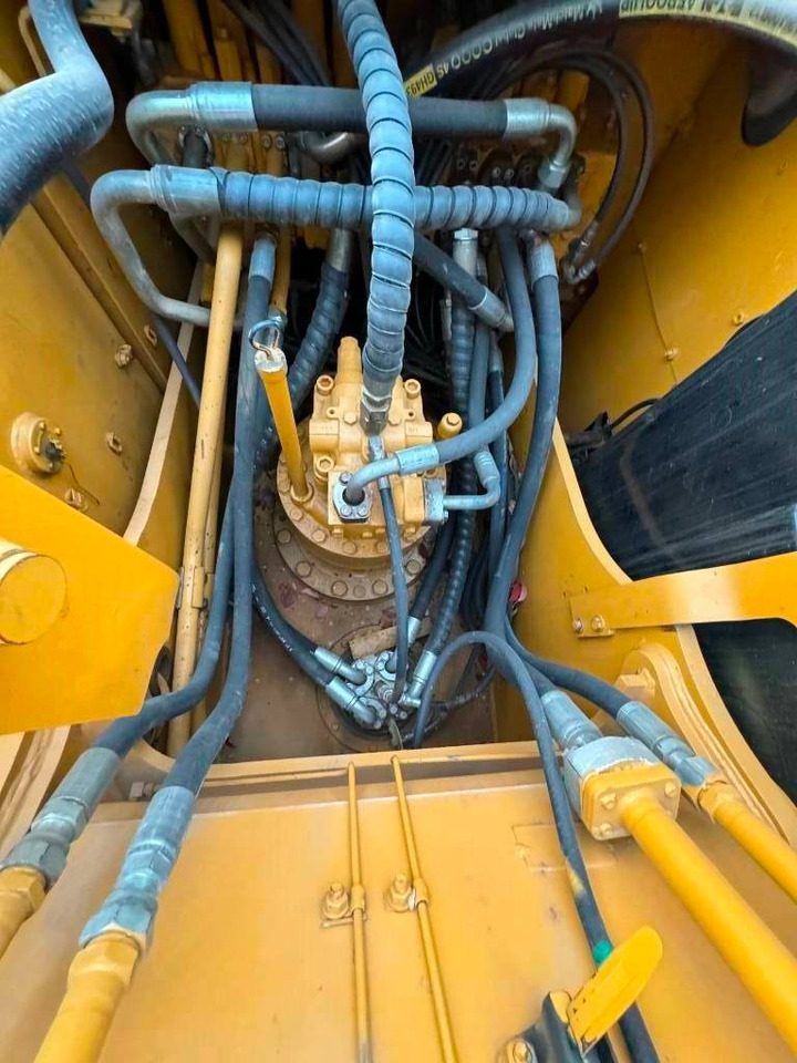 CAT 320 D-C7.1 enging - Excavadora de cadenas: foto 5 CAT 320 D-C7.1 enging - Excavadora de cadenas: foto 5