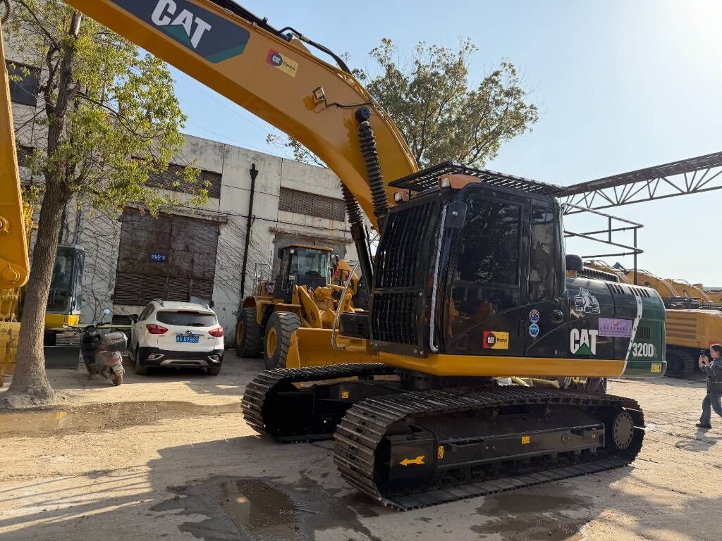 CAT 320 D - Excavadora de cadenas: foto 3 CAT 320 D - Excavadora de cadenas: foto 3