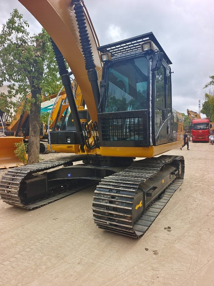 CAT 320 D - Excavadora de cadenas: foto 3 CAT 320 D - Excavadora de cadenas: foto 3