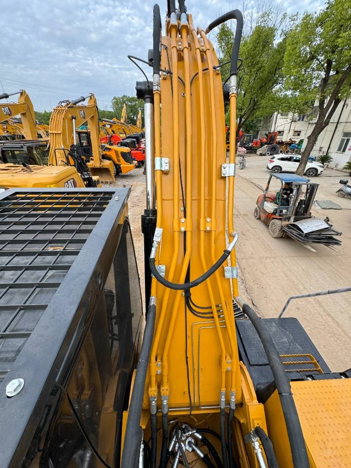 Excavadora de cadenas CAT 324 D L: foto 15