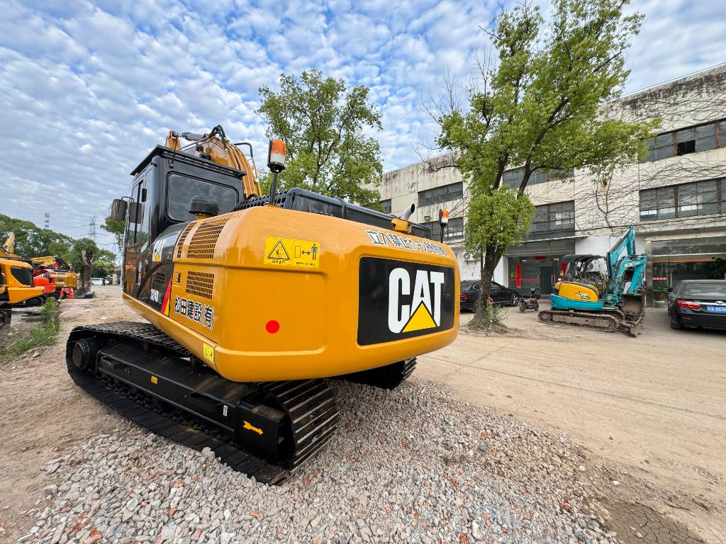 Excavadora de cadenas CAT 324 D L: foto 45