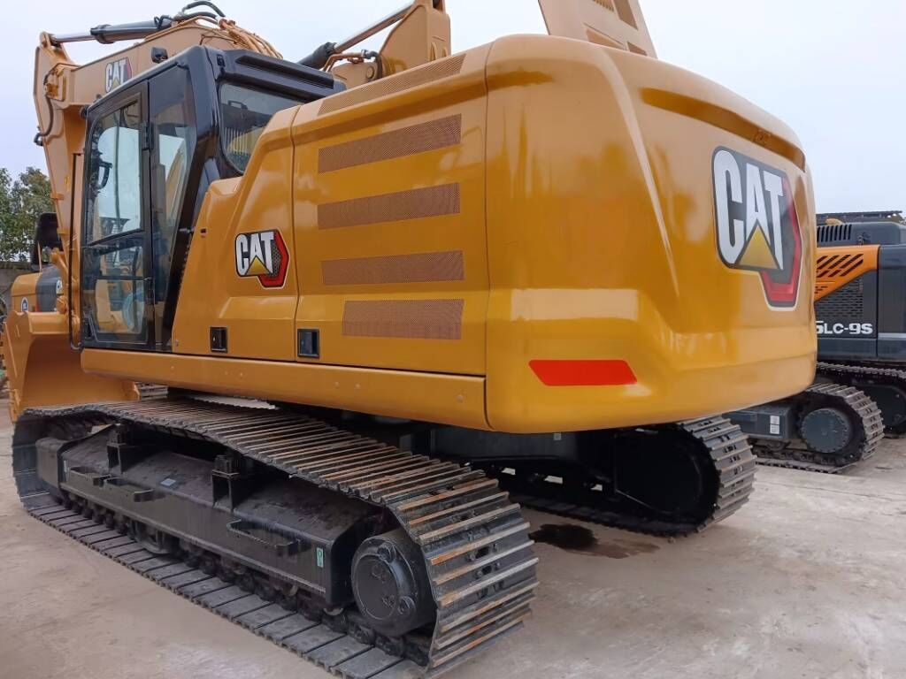 CAT 330GC Shanghai largest supplier - Excavadora de cadenas: foto 1 CAT 330GC Shanghai largest supplier - Excavadora de cadenas: foto 1