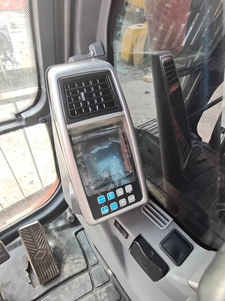 Doosan DX 225 LC - Excavadora de cadenas: foto 2 Doosan DX 225 LC - Excavadora de cadenas: foto 2