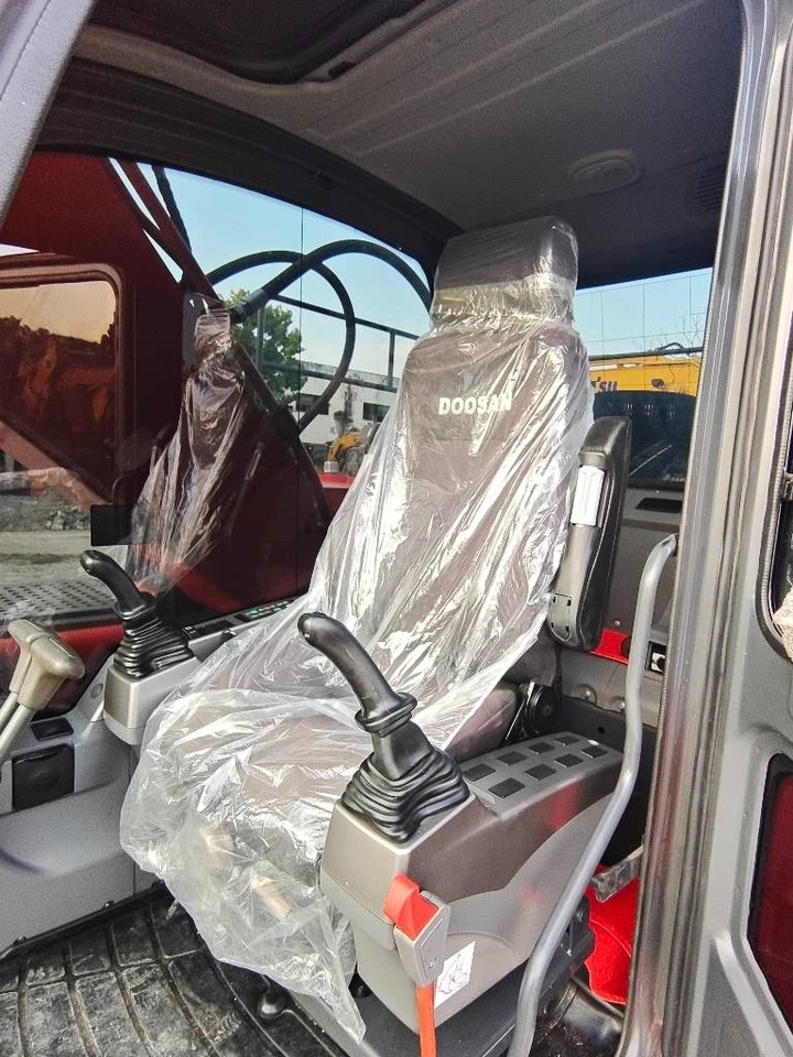 Doosan DX 225 LC - Excavadora de cadenas: foto 5 Doosan DX 225 LC - Excavadora de cadenas: foto 5