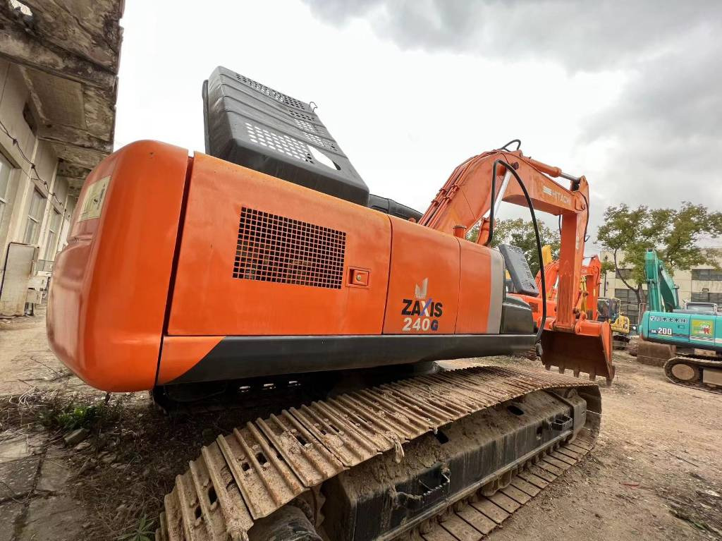 Hitachi ZX 240-3 - Excavadora de cadenas: foto 5 Hitachi ZX 240-3 - Excavadora de cadenas: foto 5