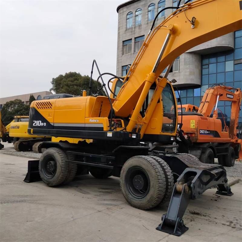 Hyundai 210w-9T 100% Korea brand - Excavadora de ruedas: foto 5 Hyundai 210w-9T 100% Korea brand - Excavadora de ruedas: foto 5