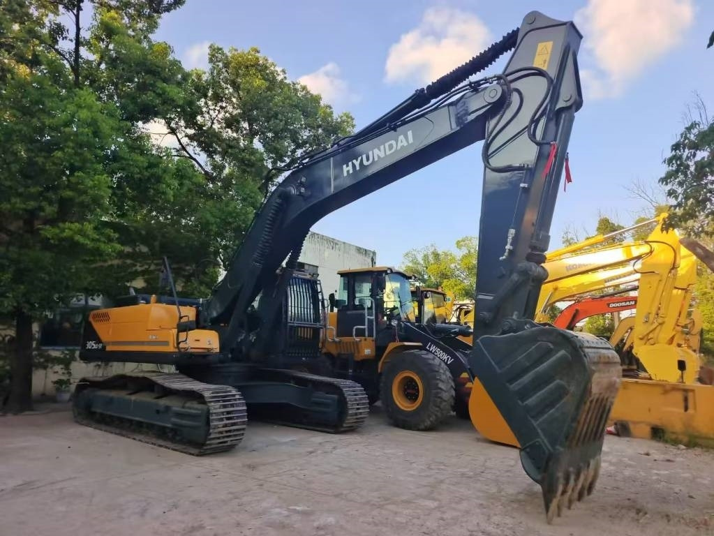 Hyundai 305 LC-9S - Excavadora de cadenas: foto 4 Hyundai 305 LC-9S - Excavadora de cadenas: foto 4
